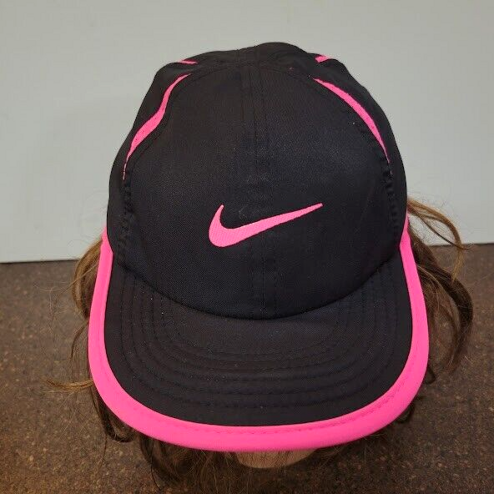 Nike Featherlight Dri Fit Black And Pink Girls Toddler Strapback Hat Cap